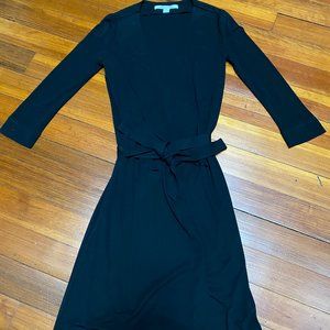 DIANE VON FURSTENBERG WRAP DRESS BLACK SIZE 6